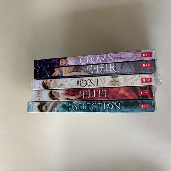 NWT The Selection Series- Complete Set of 5 by Kiera Cass Paperback, no case - Picture 2 of 7
